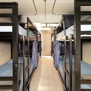 Dormitory Room Mixed